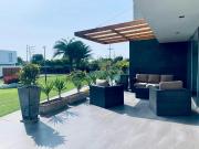 VENDO LINDA CASA 6 DORM. 4 COCHERAS CHUPIKALLA EXCLUSIVO...