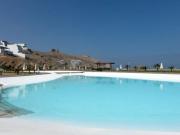 Vendo linda casa con Piscina en condominio privado con... Vendo linda casa con Piscina en condominio privado con...