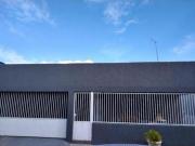 VENDO LINDA CASA EM VICENTE PIRES COM LOTE DE 800m2...
