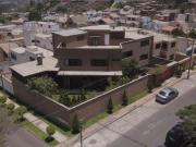 Vendo Linda casa en calle Laguna Azul 2, Urb Rinconada...