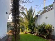 VENDO LINDA CASA EN ESQUINA REMODELADA LA AURORA CON...