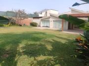 Vendo Linda Casa en La Molina Vieja $ 1´200,000 dólares...