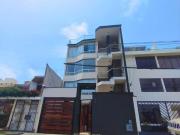 Chorrillos, Dpto. 4 Dormitorios frente a parque Trinidad...