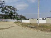 Vendo lindo terreno, en la Avda. Leon Febres Cordero