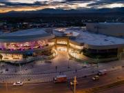 VENDO LOCA EN EL CENTRO COMERCIAL UNICENTRO DE LA CIUDAD...