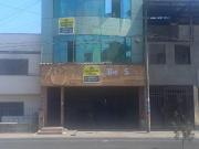 VENDO LOCAL COMERCIAL EN VILLA EL SALVADOR