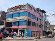 Vendo local comercial esquina 4 pisos en Av Alfredo Mendiola