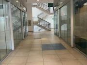 VENDO LOCAL EN EL EXCLUSIVO MALL GAMAMODA EN GAMARRA