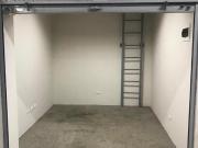 VENDO LOCAL EN PRIMER PISO Y MUY CERCA AL INGRESO...