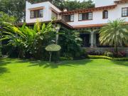 VENDO MAGNÍFICA RESIDENCIA EN FRACC. SUMIYA, CUERNAVACA,...