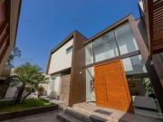 VENDO MODERNA Y AMPLIA CASA EN LA PLANICIE, LA MOLINA