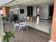 Vendo moderno apartamento parte baja del Poblado