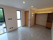 Vendo nueva linda casa en esquina de 3 Rec 3 Niveles en...