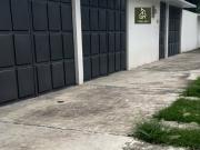 Vendo o rento residencia ideal para oficinas silenciosas...