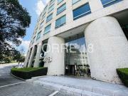 Vendo Oficina en Centro de Negocios, Bosques de las Lomas 28