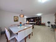 Vendo ou permuto Casa assobradada com 3 suítes, 8...