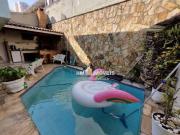 Vendo ou permuto Sobrado 4 dormitorios proximo ao fórum...