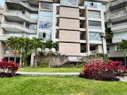 Vendo penthouse 650m2 5h/5b/6p Los Palos Grandes 6967