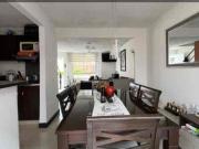 Vendo Permuto por apto de menor valor casa en Belmonte