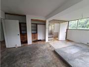 Vendo PH 261m2, 5 hab/ 3 baños/ 3 ptos. La Urbina