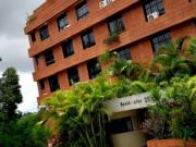 Vendo ph 318m2 4h/3b/5p Urb Miranda 3268