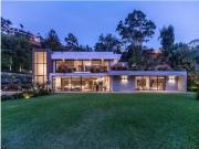 Vendo Preciosa Casa en Calle El Cascajal N°, Urb...