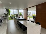 VENDO PRECIOSA Y MODERNA CASA EN LA ENCANTADA DE VILLA