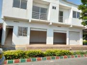 Vendo Propiedad Esquinera con locales En Jamundí