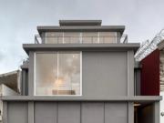 VENDO RESIDENCIA CONTEMPORÁNEA CON UN ENTORNO URBANO