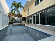 VENDO RESIDENCIA EN BOCA DEL RIO, CERCA PLAZA RIO