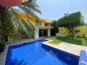 VENDO RESIDENCIA EN FRACC. CON VIGILANCIA TOTAL EN...