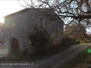 Rustico con giardino a Sarteano