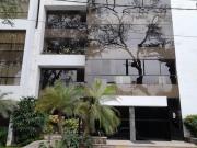 Vendo Señorial Departamento de 4 Dormitorios frente al...