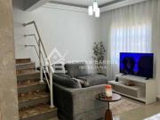 Vendo sobrado com 3 quartos em condomínio fechado