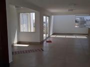 Vendo sobrado de alto padrão!Condominio fechado Lorian...