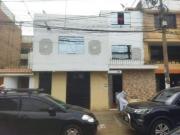VENDO CASA 2 PLANTAS EN LOS OLIVOS 8DORMITORIOS CERCA...