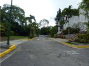 Vendo TowHouse en La Boyera. Caracas Country House Vendo TowHouse en La Boyera. Caracas Country House