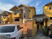 Vendo Townhouse en La Unión Vendo Townhouse en La Unión