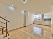 Vendo triplex de 126m² en Villa Sol, Los Olivos – con...