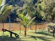 VENDO UMA MARAVILHOSA CHÁCARA NA REGIÃO DE JACAREÍ/SP...