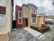 Vendo Villa de 2 pisos 3 Dormitorios en la Urbanizacion...