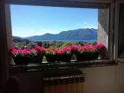 vendo villa vista lago a LUINO