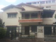 Vendo/alquilo casa 240m2 4h+s/4.5b+s/4p Las Mercedes 1364