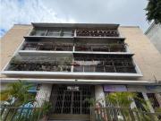 Vendo/alquilo local 52m2 Chacao 7828