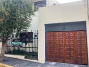 VENDTA CASA 2 PLANTAS C/COCHERA A METROS DUARTE QUIROS