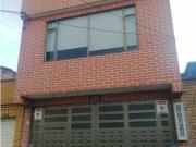 VENPERMUTA APARTAMENTO DUPLEX EN ENGATIVA LA GRANJA...