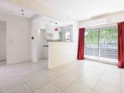 VENTA 2 AMBIENTES COCHERA PATIO Y BALCÓN, URQUIZA