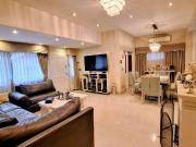 VENTA 2 CASAS 590 M2 PILETA CLIMAT. B° UNO EZEIZA VENTA 2 CASAS 590 M2 PILETA CLIMAT. B° UNO EZEIZA