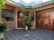 VENTA 2 CASAS INVERSION MARQUES SOBREMONTE CORDOBA