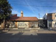 VENTA 2 CASAS Y 2 LOCALES BARRIO TEODORO FELS